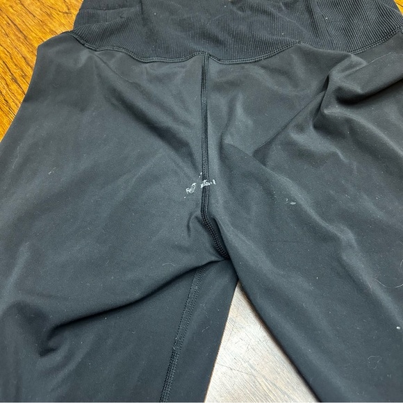 Vuori Black Track Pants with Tapered Leg and Elastic Waistband - Picture 6 of 7